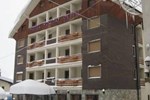 Отель Hotel Holiday Debili Отель Hotel Holiday Debili