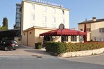 Отель Hotel Pinamonte Отель Hotel Pinamonte