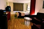 Отель Red Roof Inn & Suites Albuquerque Отель Red Roof Inn & Suites Albuquerque