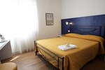 Отель Hotel Torre Dei Borboni Отель Hotel Torre Dei Borboni