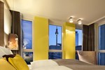 Отель Hotel Indigo Berlin-Alexanderplatz Отель Hotel Indigo Berlin-Alexanderplatz