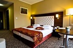 Отель Erdőspuszta Club Hotel Fenyves Отель Erdőspuszta Club Hotel Fenyves
