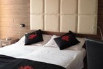 Отель Hotel Alba Отель Hotel Alba