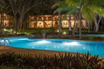 Отель The Lodge At Uxmal Отель The Lodge At Uxmal
