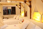 Отель Hotel Okaan Отель Hotel Okaan