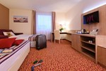 Отель Mercure Hotel Hamburg am Volkspark Отель Mercure Hotel Hamburg am Volkspark