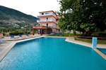 Отель Kalias Hotel Отель Kalias Hotel