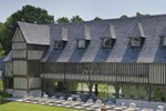 Отель Les Manoirs de Tourgéville Отель Les Manoirs de Tourgéville