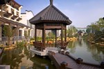 Отель Sheraton Hangzhou Wetland Park Resort Отель Sheraton Hangzhou Wetland Park Resort