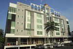 Апартаменты Khalifa Suite Hotel & Apartment Апартаменты Khalifa Suite Hotel & Apartment