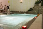 Отель Carlo's Hotel Отель Carlo's Hotel