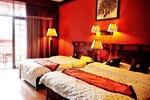 Отель Dragon River Retreat Отель Dragon River Retreat