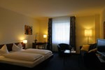 Отель Hotel Königshof Отель Hotel Königshof