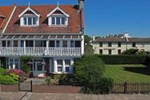 Мини-отель Beaches Guest House Мини-отель Beaches Guest House