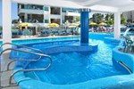 Отель Hotel Majestic Отель Hotel Majestic