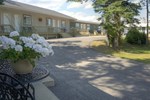 Отель Motel Des Cascades Отель Motel Des Cascades