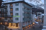 Отель Hotel Cortina Отель Hotel Cortina