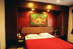 Отель Karon Cafe Inn Отель Karon Cafe Inn