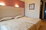 Отель Tselikas Hotel Отель Tselikas Hotel