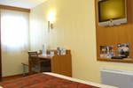 Отель Brithotel Poitiers Restaurant Beaulieu Отель Brithotel Poitiers Restaurant Beaulieu