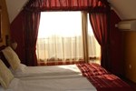 Отель Royal Beach Hotel Отель Royal Beach Hotel