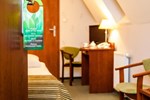 Отель Hotel Logos Отель Hotel Logos