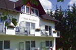 Гостевой дом Land-gut-Hotel Hotel BurgBlick Гостевой дом Land-gut-Hotel Hotel BurgBlick