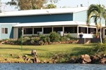 Отель Lake Bennett Resort Отель Lake Bennett Resort