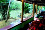 Отель Backwater Retreat Отель Backwater Retreat