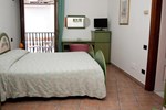 Отель Hotel Gabbiano Отель Hotel Gabbiano
