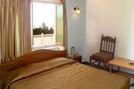 Отель Hotel Priya Отель Hotel Priya
