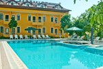 Отель Suzanne Hotel Отель Suzanne Hotel