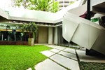 Отель The LIT Bangkok Hotel Отель The LIT Bangkok Hotel
