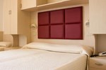 Отель Hotel Stresa Отель Hotel Stresa