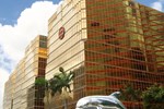 Отель The Royal Pacific Hotel & Towers Отель The Royal Pacific Hotel & Towers