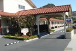 Отель Travelers Inn Отель Travelers Inn