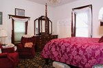 Мини-отель Spurs n Lace Inn Мини-отель Spurs n Lace Inn