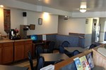 Отель Super 8 Motel East Hazel Crest Отель Super 8 Motel East Hazel Crest