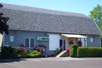 Отель Lake Ontario Motel Отель Lake Ontario Motel
