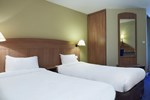 Отель Kyriad Paris Ouest - Villeneuve la Garenne Отель Kyriad Paris Ouest - Villeneuve la Garenne