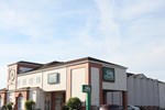 Отель MorningGlory Hotel, Resort & Suites Отель MorningGlory Hotel, Resort & Suites