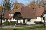 Отель Hotel Karupesa Отель Hotel Karupesa