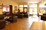 Отель Hotel Leikari Отель Hotel Leikari