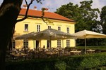Отель Zamecky Hotel Lednice Отель Zamecky Hotel Lednice