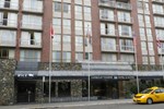 Отель Harbour Towers Hotel & Suites Отель Harbour Towers Hotel & Suites
