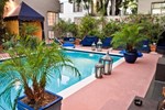 Отель Riviera Suites Отель Riviera Suites