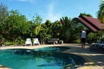 Отель Ladda Resort Отель Ladda Resort