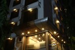 Отель Hotel Accolade Отель Hotel Accolade