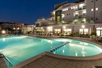 Отель Hotel Lungomare Отель Hotel Lungomare