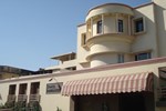 Отель Hotel Ratnawali - A Pure Veg Hotel Отель Hotel Ratnawali - A Pure Veg Hotel